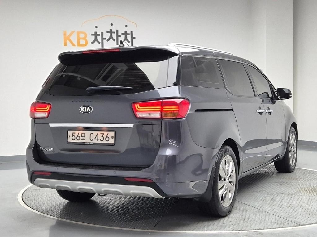2017 KIA ALL NEW CARNIVAL 