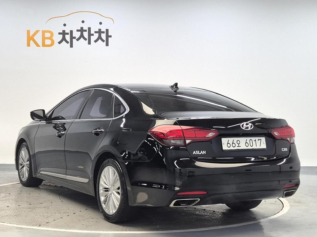2015 HYUNDAI ASLAN 