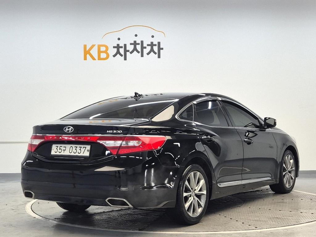 2017 HYUNDAI GRANDEUR HG 