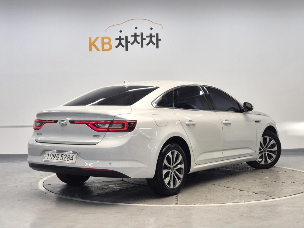 2021 RENAULT KOREA THE NEW SM6 