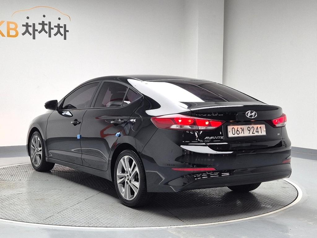 2018 HYUNDAI AVANTE AD 