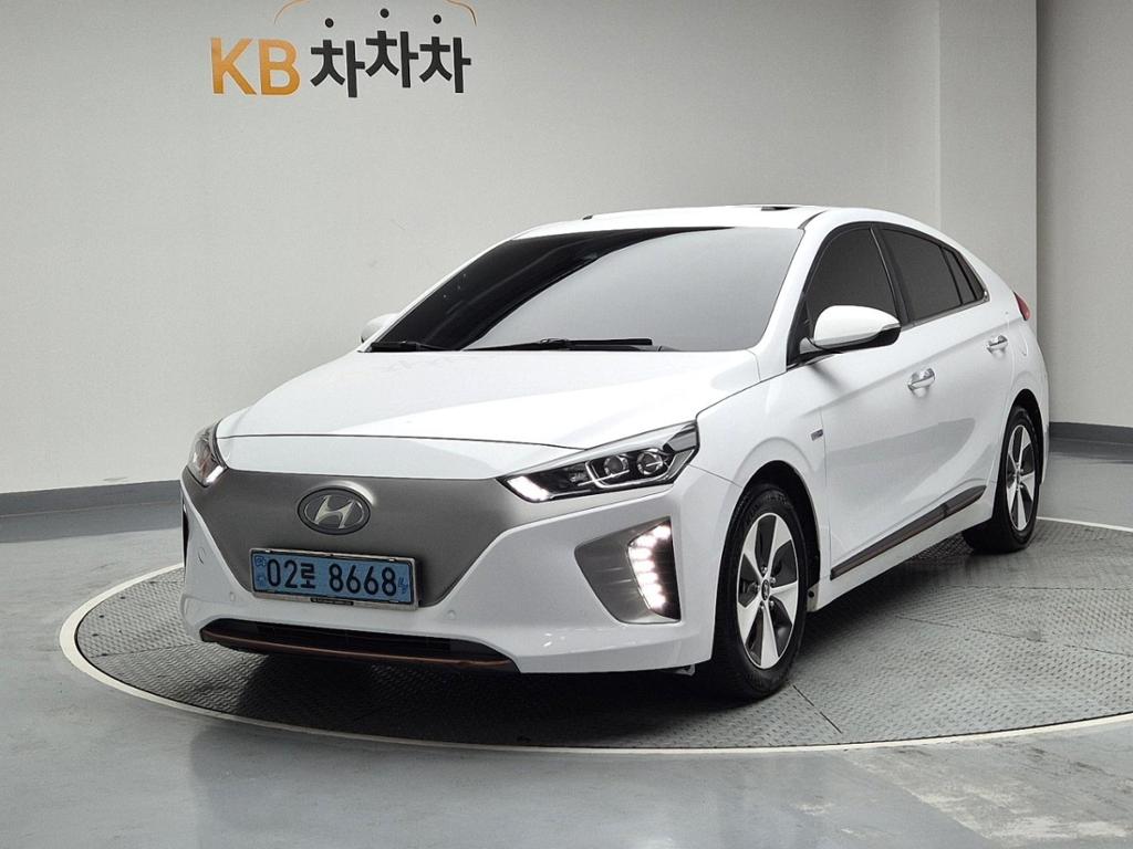 2017 HYUNDAI IONIQ Electric 