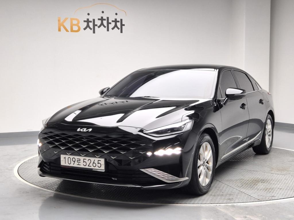 2022 KIA K8 