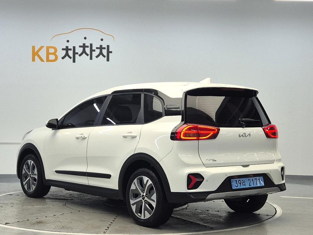 2023 KIA NIRO PLUS 