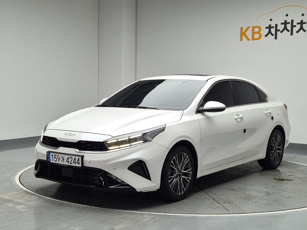 2022 KIA THE NEW K3 