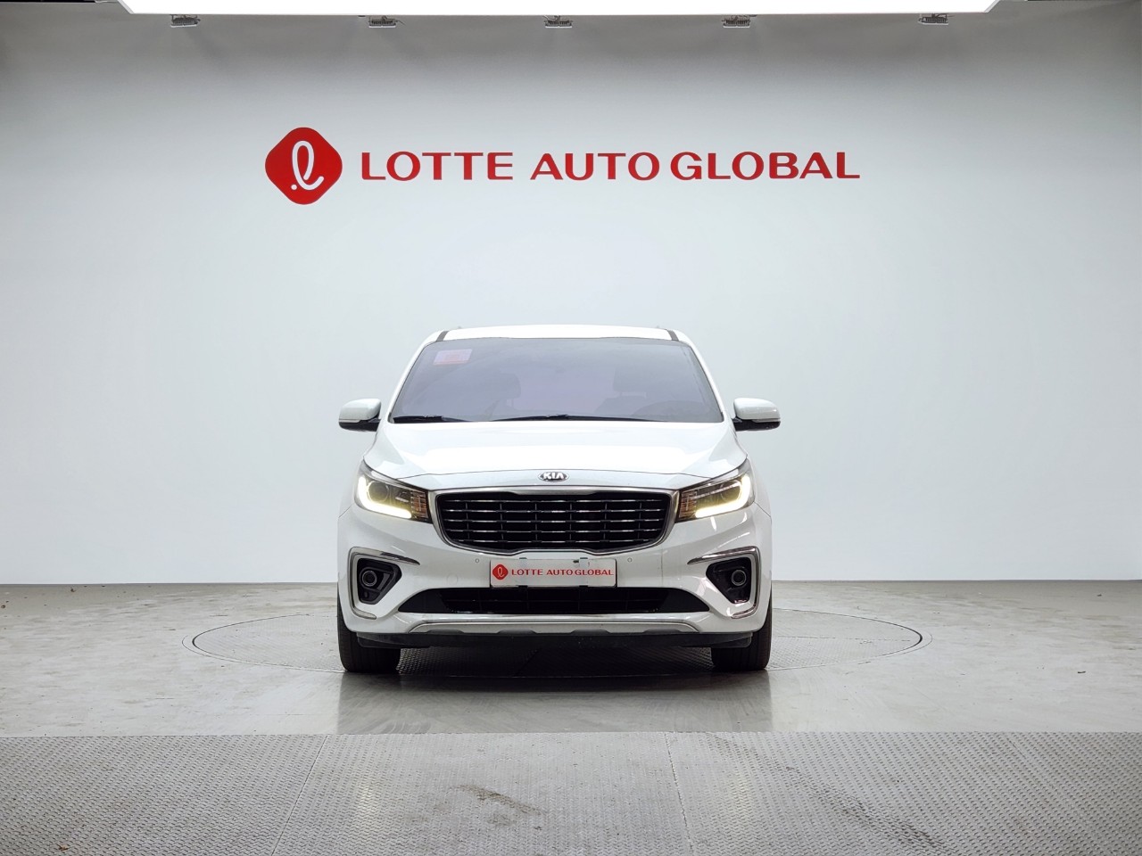 2019 KIA THE NEW CARNIVAL 9seat Diesel Prestige