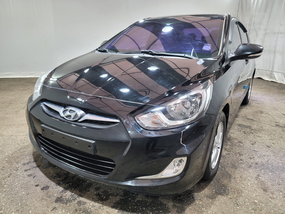 2015 HYUNDAI ACCENT (NEW) 