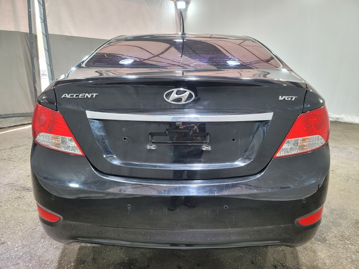 2015 HYUNDAI ACCENT (NEW) 