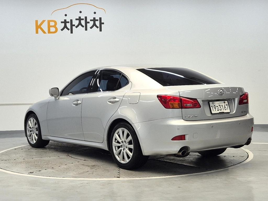2008 LEXUS IS 