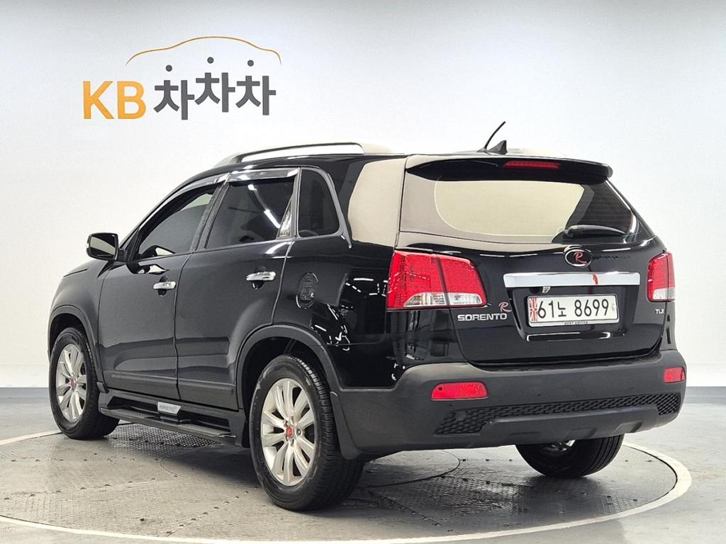 2010 KIA SORENTO R 