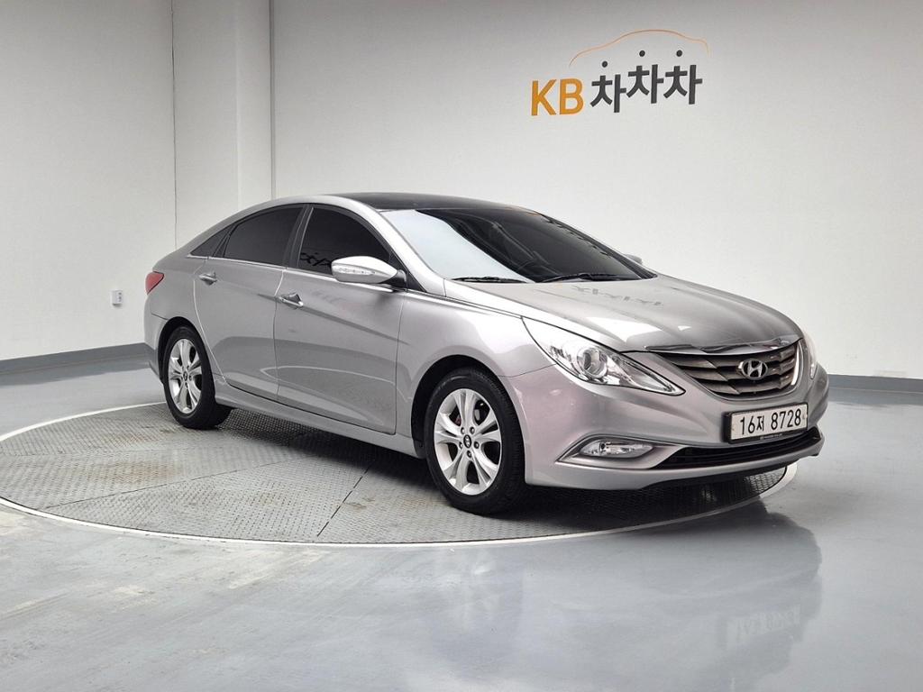2010 HYUNDAI SONATA (YF) 