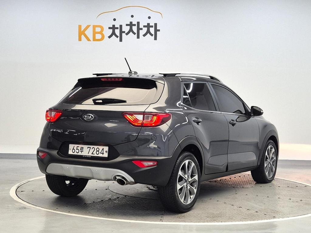 2018 KIA STONIC 