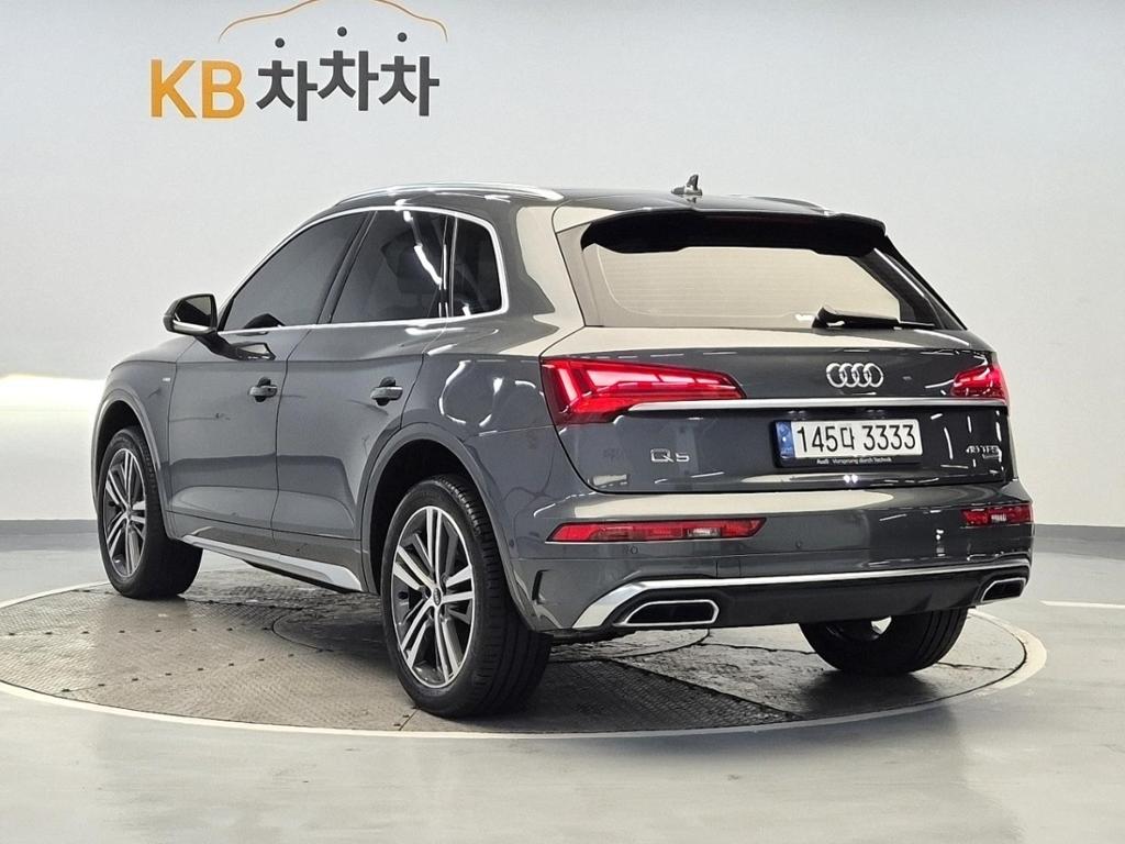 2021 AUDI Q5 (2Gen) 