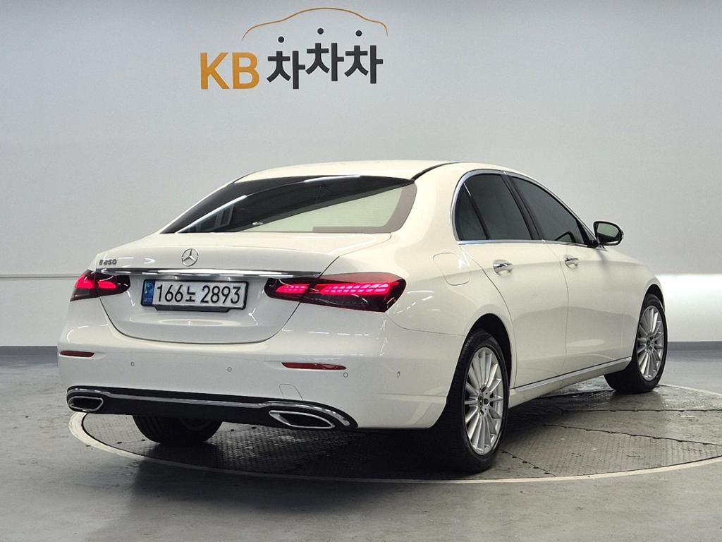 2023 BENZ E CLASS (5Gen) 