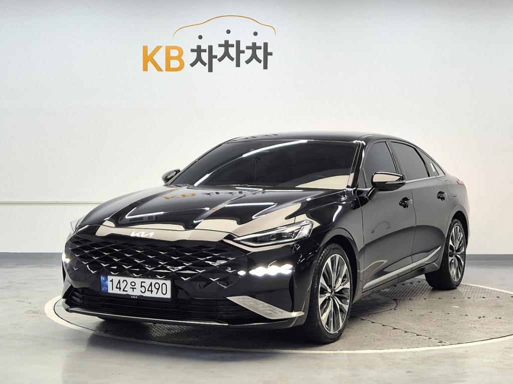2023 KIA K8 