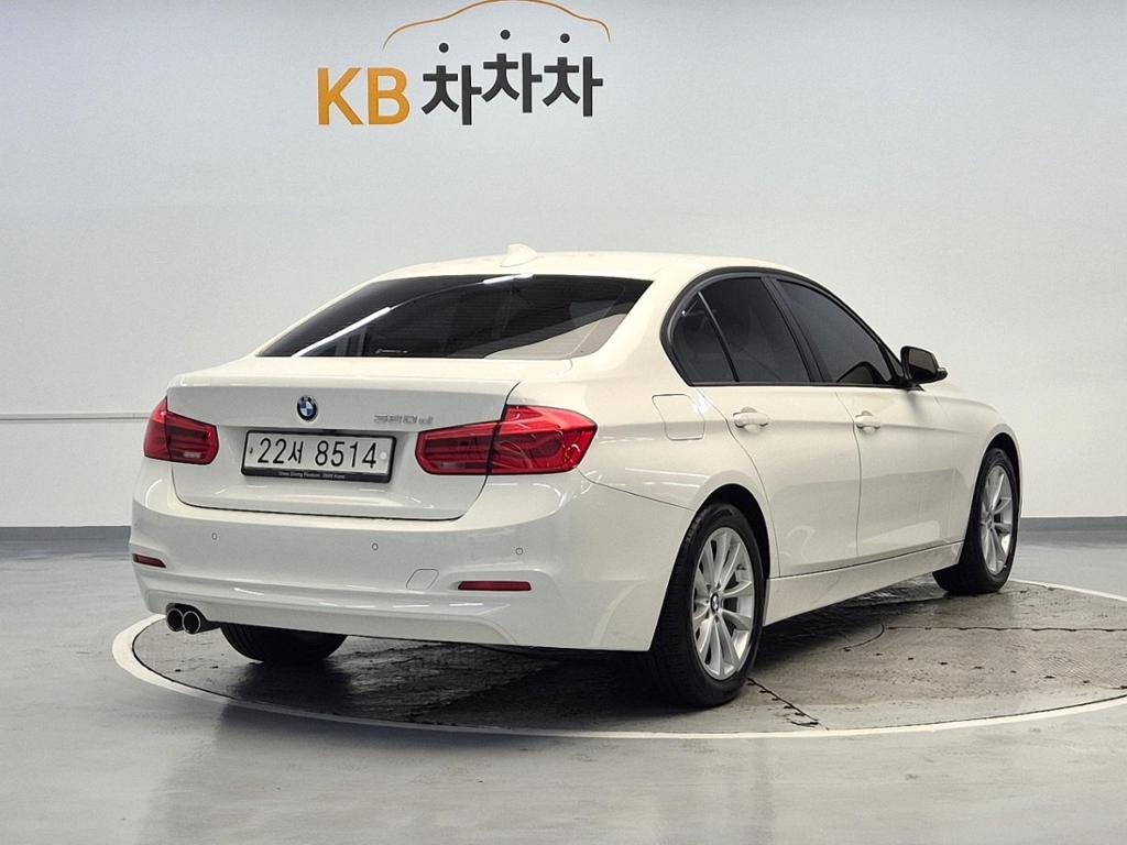 2018 BMW 3 Series (6Gen) 