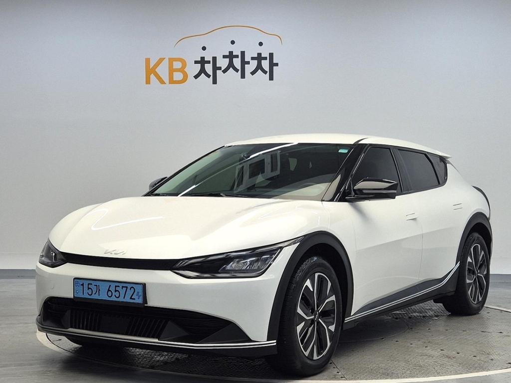 2022 KIA EV6 