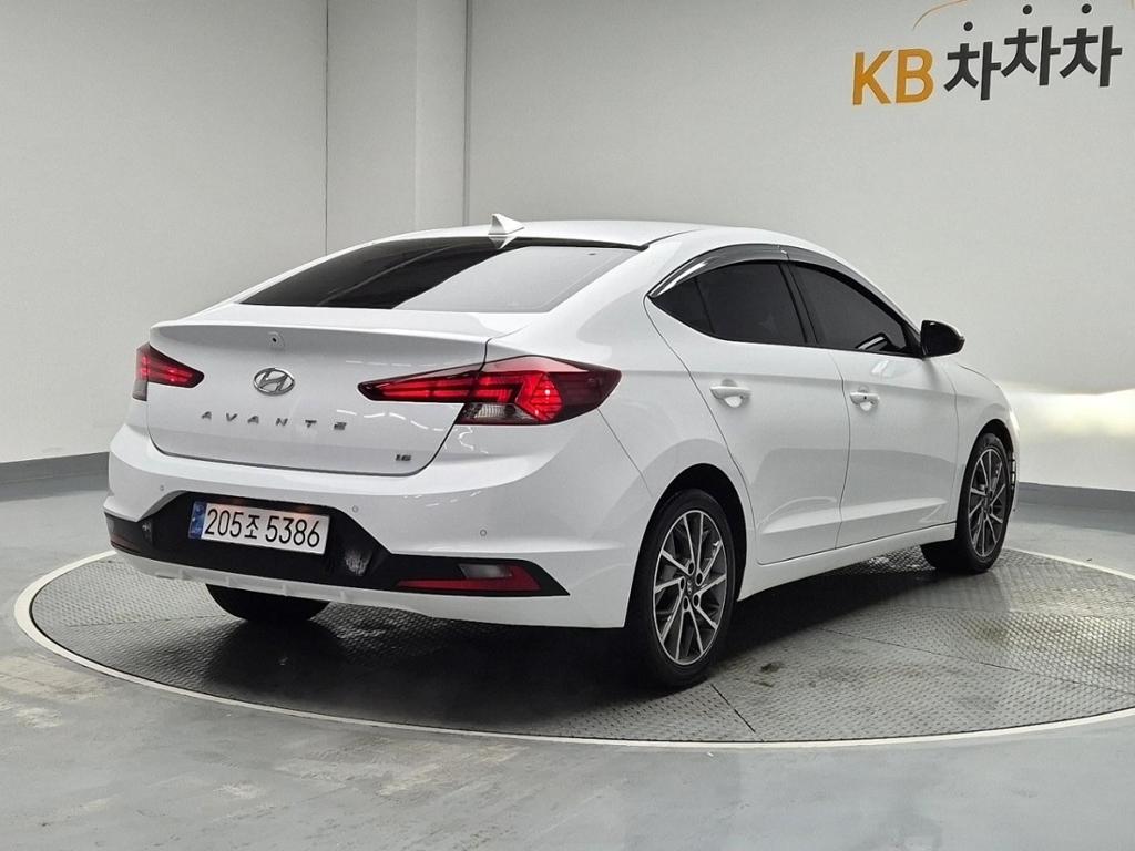 2020 HYUNDAI THE NEW AVANTE AD 