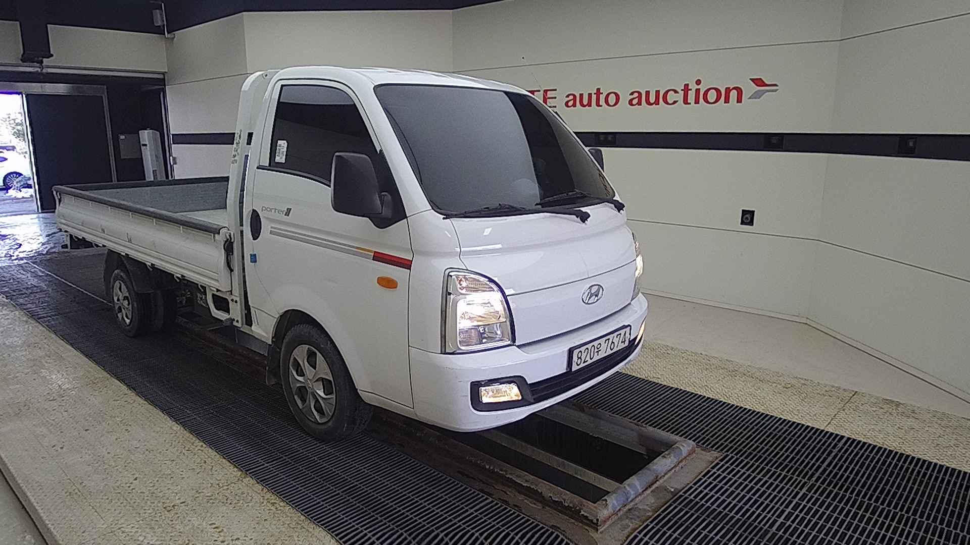2022 HYUNDAI PORTER II VGT Std Cab STD