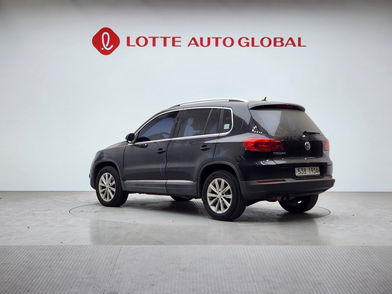 2015 VOLKSWAGEN TIGUAN 2,0 TDI BlueMotion 