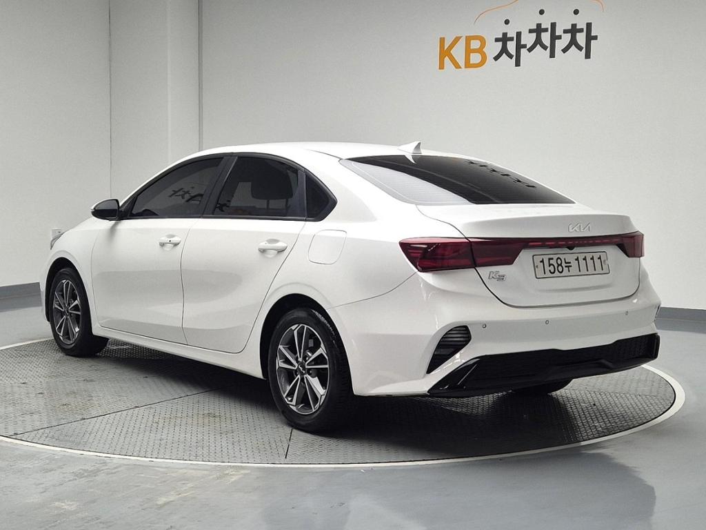 2022 KIA THE NEW K3 