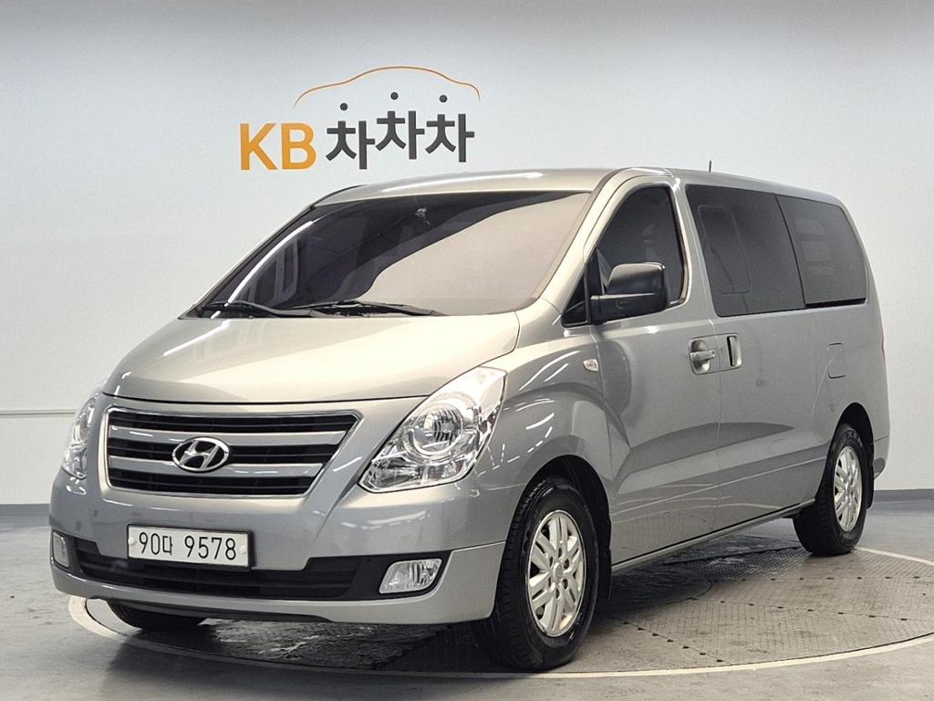 2016 HYUNDAI GRAND STAREX 