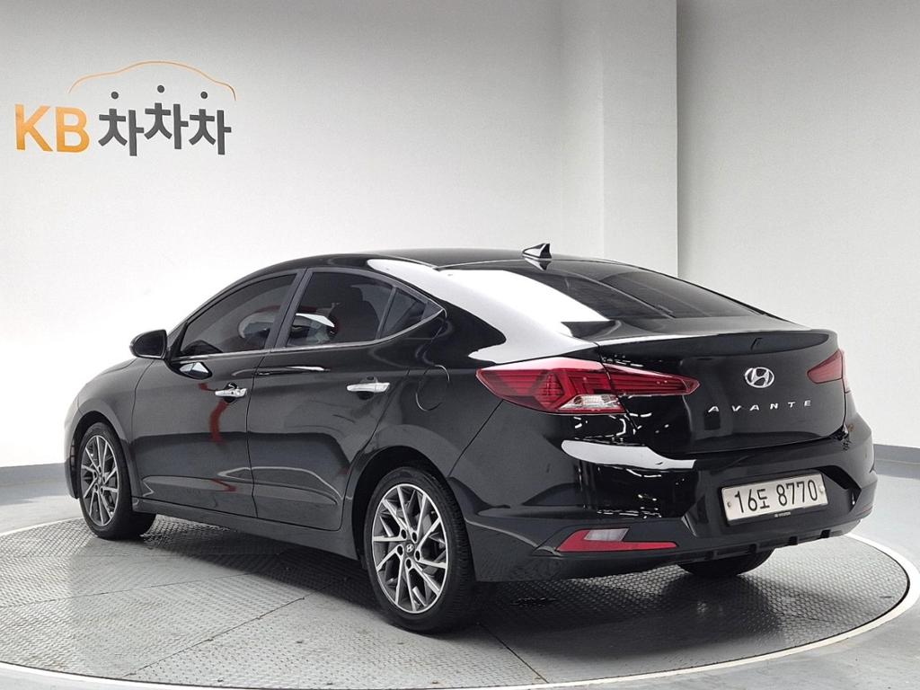 2019 HYUNDAI THE NEW AVANTE AD 