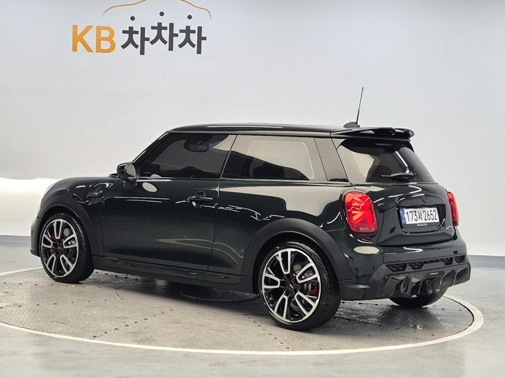 2024 MINI COOPER 