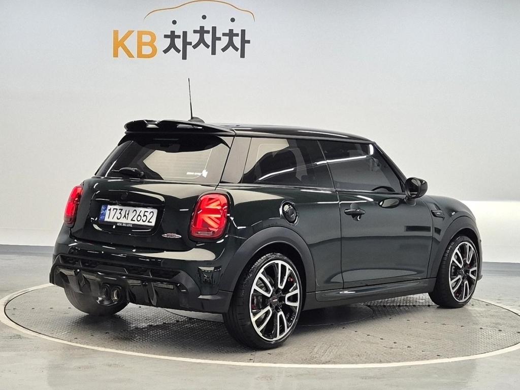 2024 MINI COOPER 