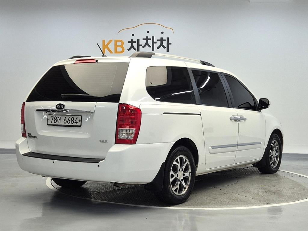2014 KIA CARNIVAL R 