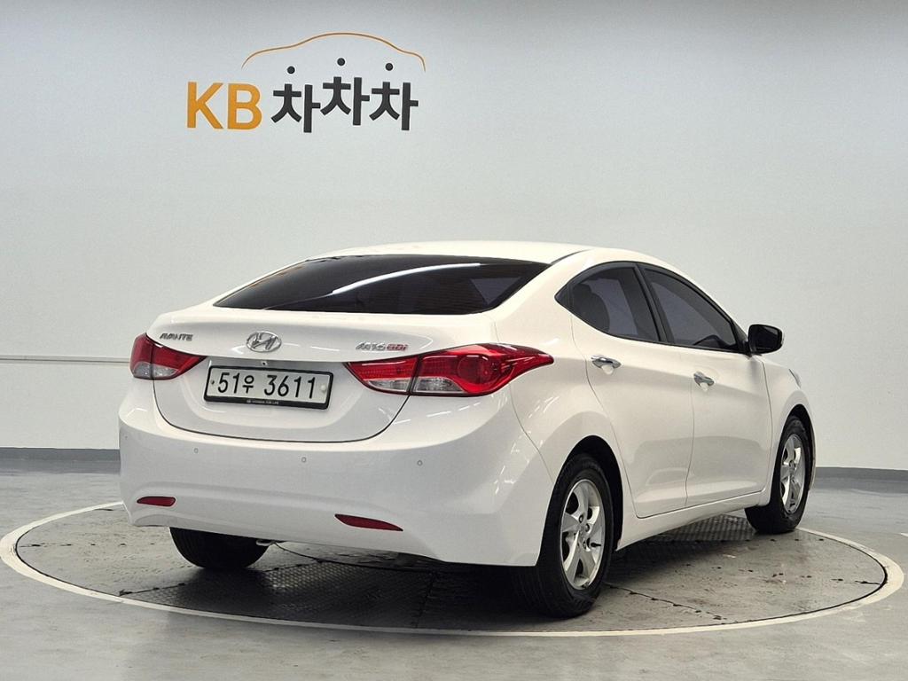 2012 HYUNDAI AVANTE MD 