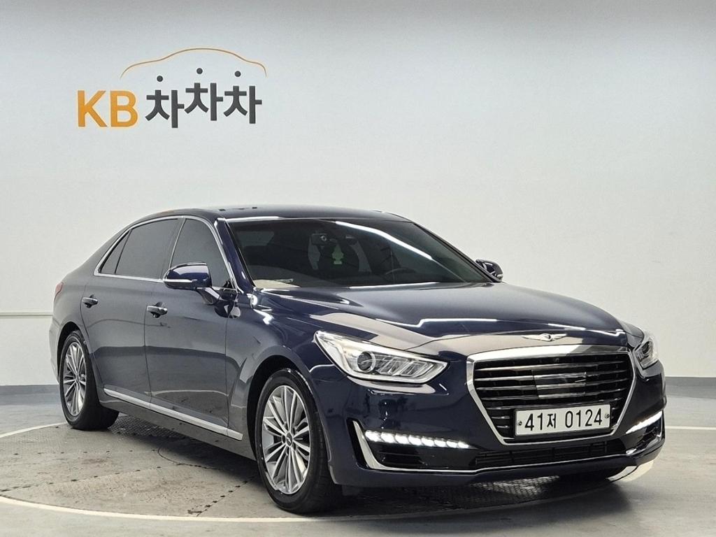 2017 GENESIS EQ900 