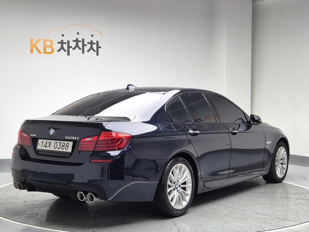 2016 BMW 5 SERIES (6Gen) 