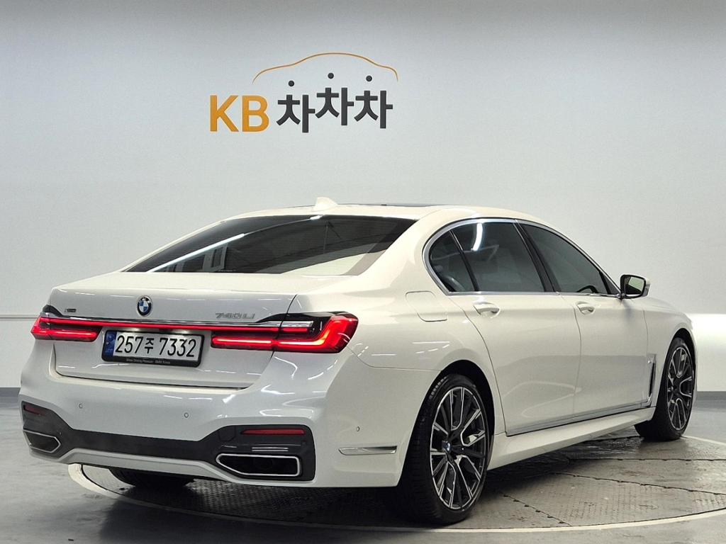 2022 BMW 7 SERIES (6Gen) 