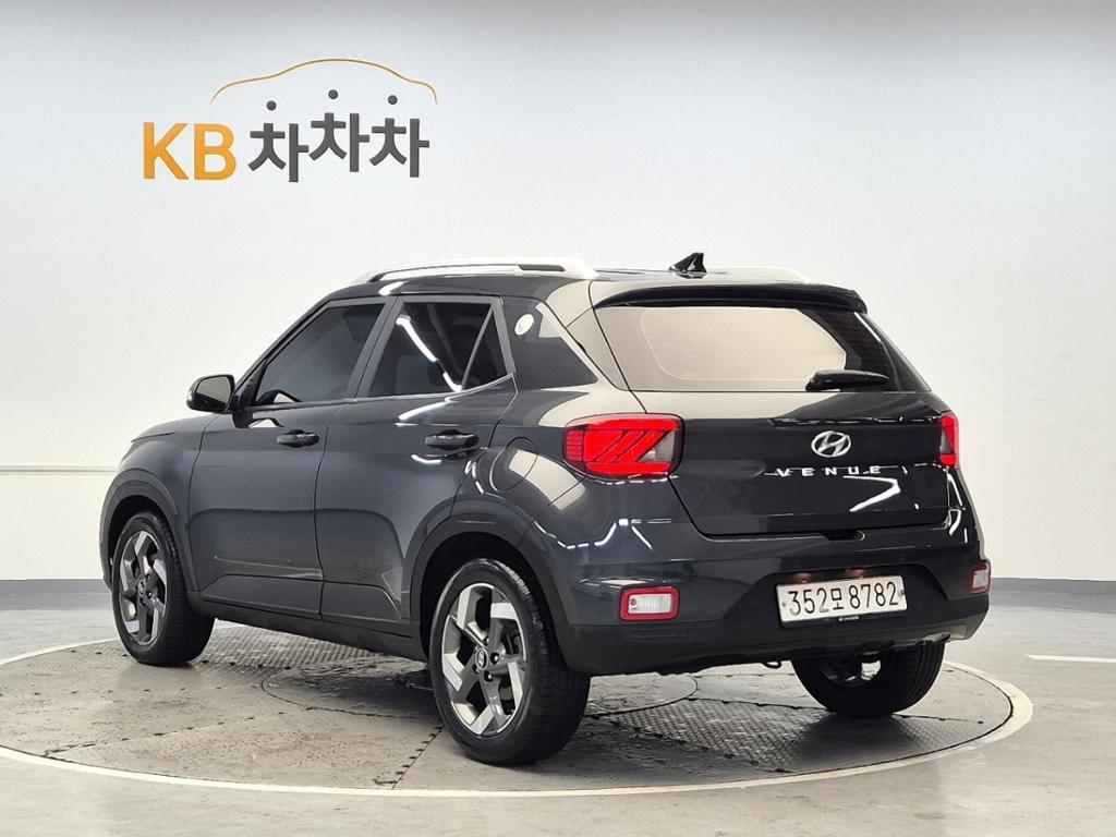 2020 HYUNDAI VENUE 