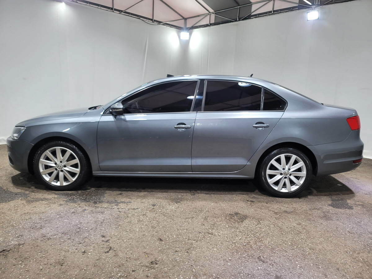 2012 VOLKSWAGEN JETTA (3Gen) 