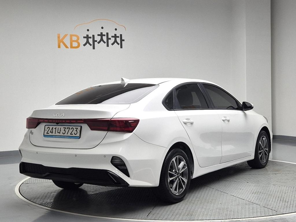 2022 KIA THE NEW K3 