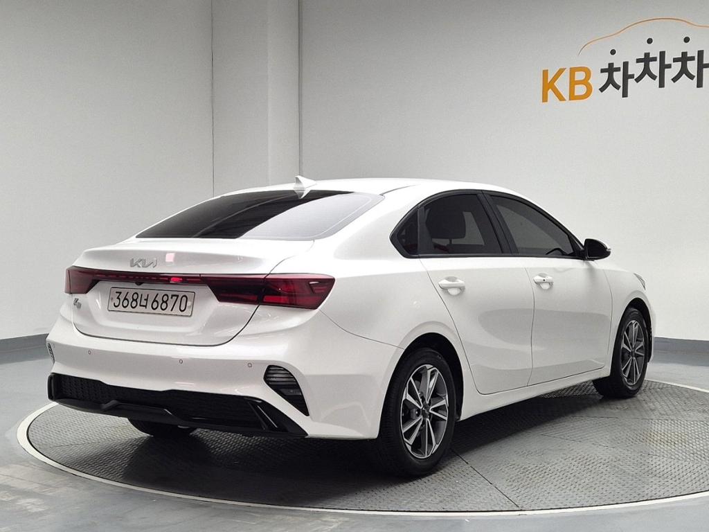 2022 KIA THE NEW K3 