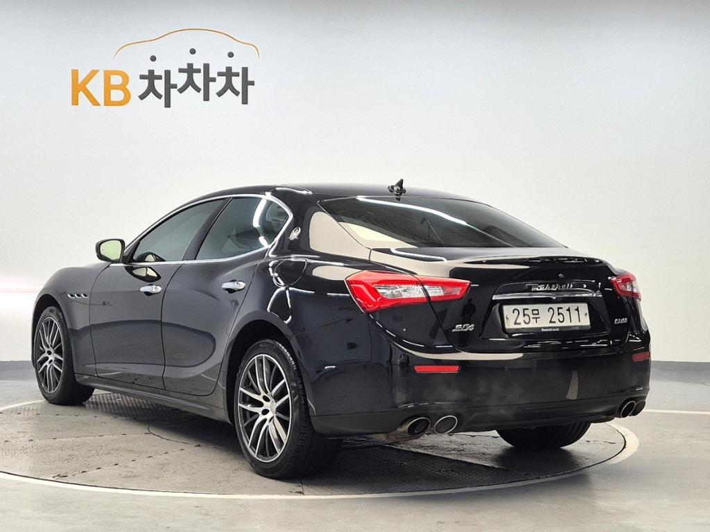 2017 MASERATI GHIBLI 