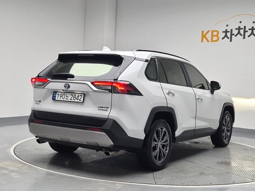 2023 TOYOTA RAV4 
