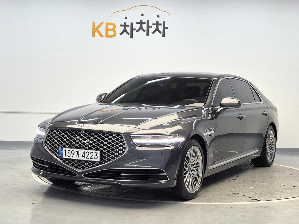 2021 GENESIS G90 