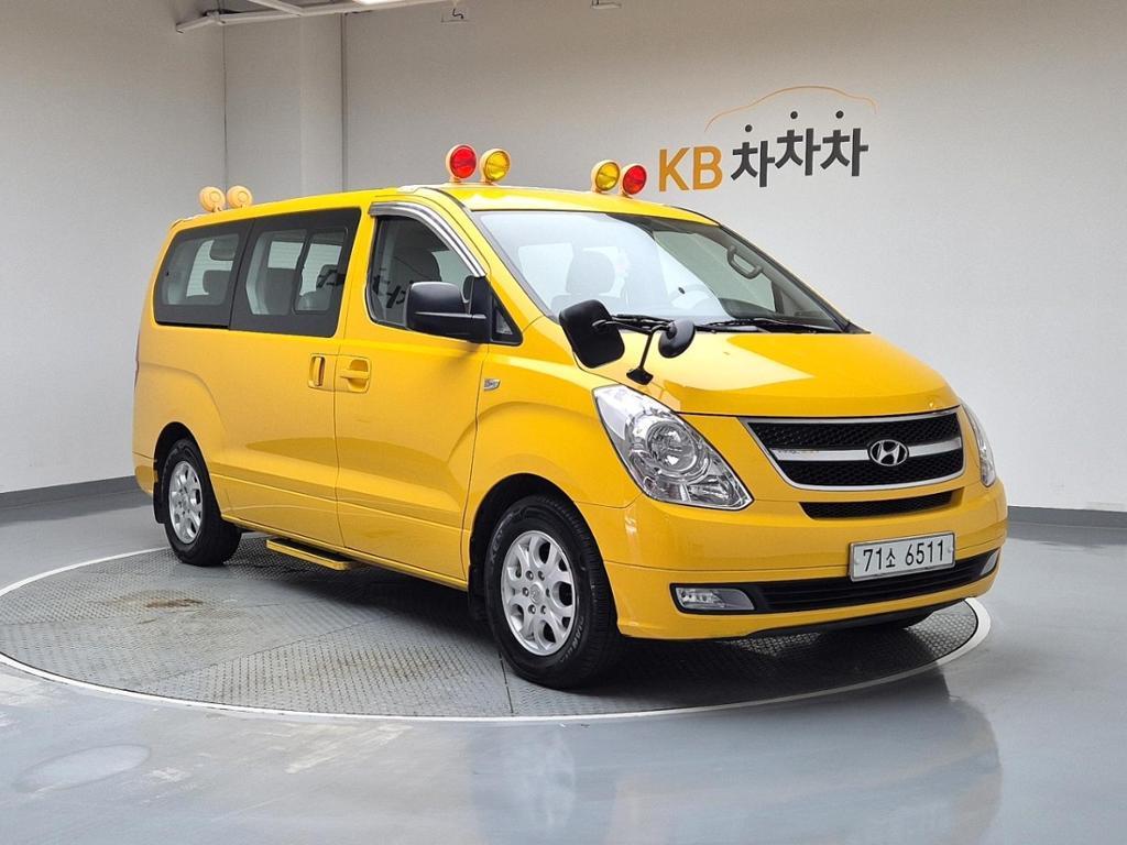 2014 HYUNDAI GRAND STAREX 
