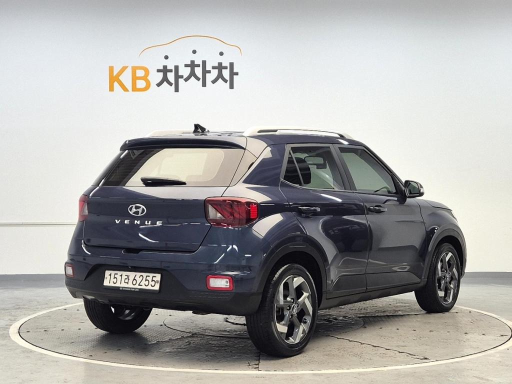 2020 HYUNDAI VENUE 