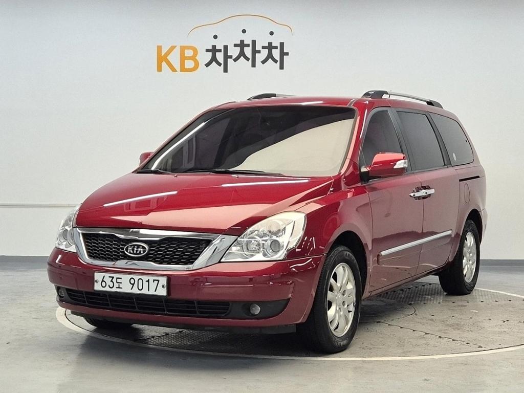 2012 KIA CARNIVAL R 