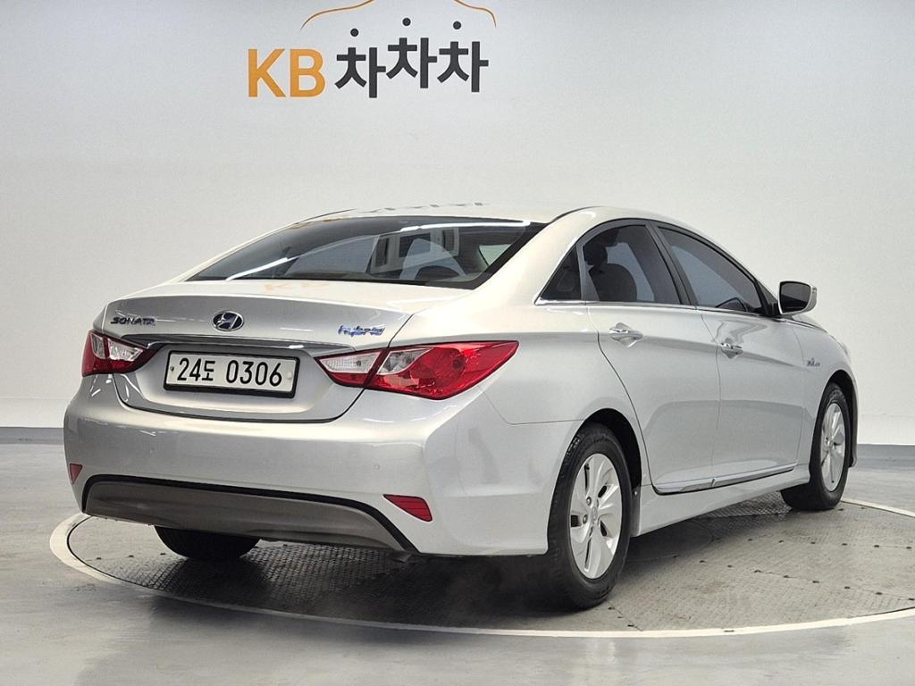 2014 HYUNDAI YF SONATA HYBRID 