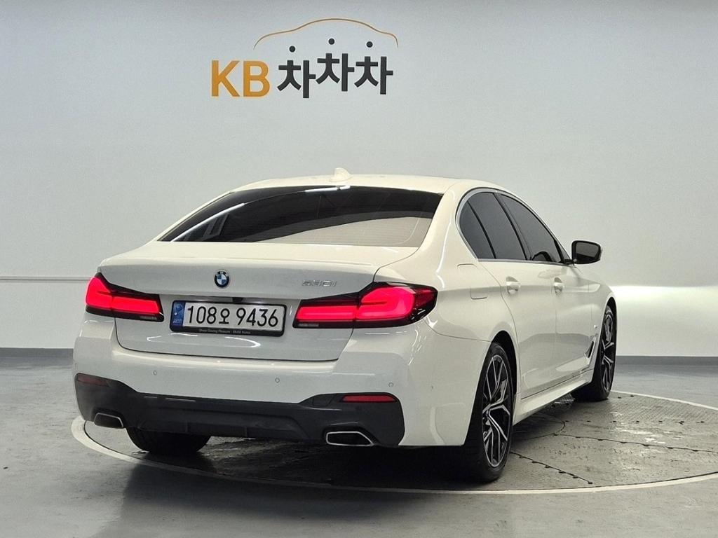 2023 BMW 5 SERIES (7Gen) 