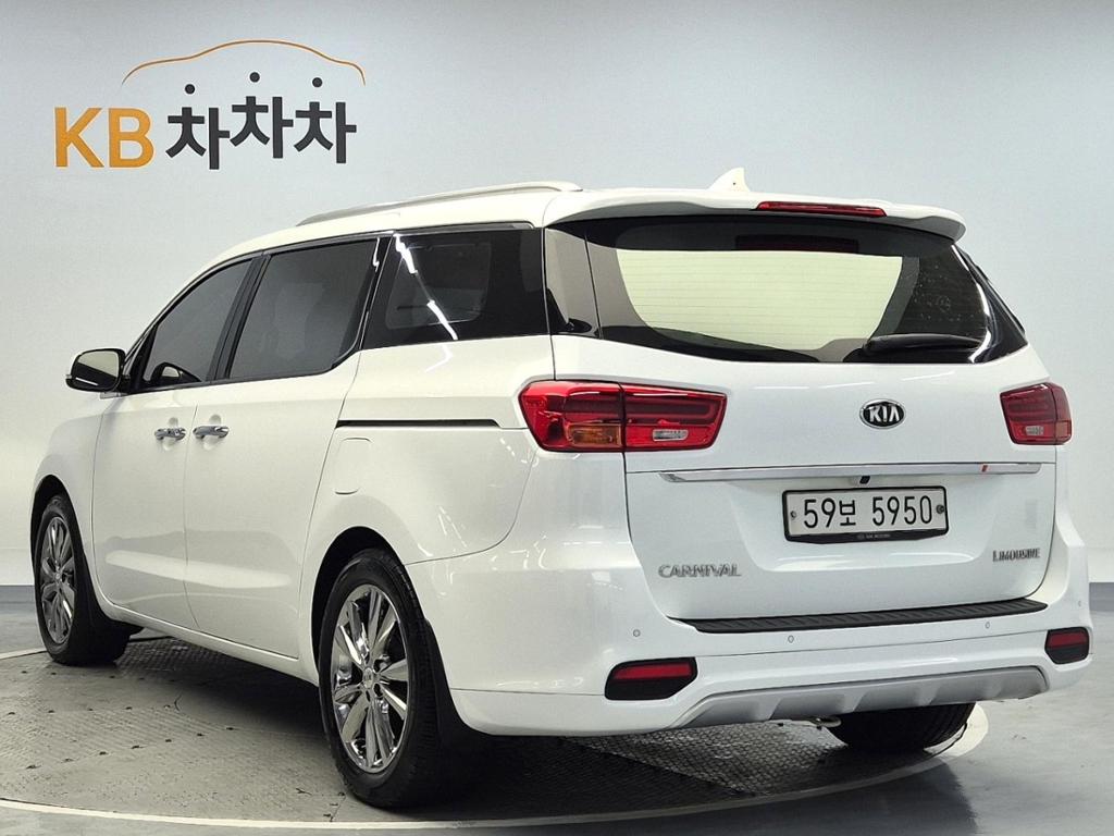 2019 KIA THE NEW CARNIVAL 