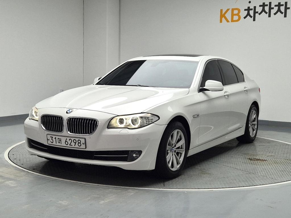 2013 BMW 5 SERIES (6Gen) 