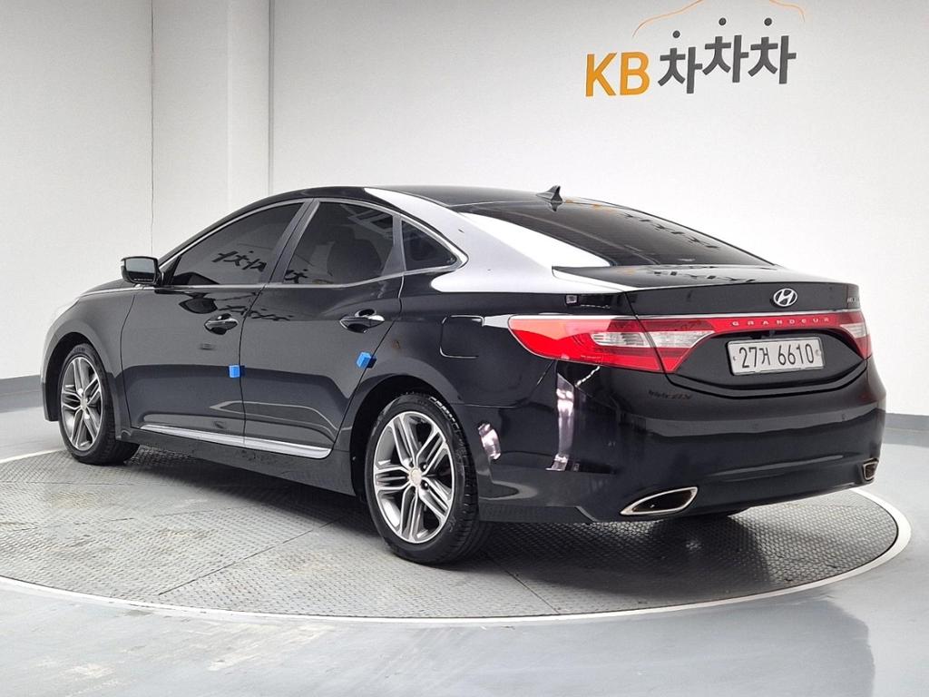 2012 HYUNDAI GRANDEUR HG 