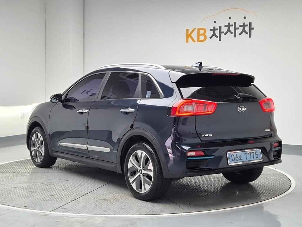 2019 KIA NIRO EV 